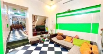 Nhà Chùa Láng 61m2*5T, MT 4m, 2 thoáng, gần ô tô tránh, về ở ngay , giá 15 tỷ (Thương lượng)