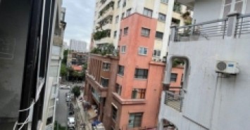 CHỦ VỠ NỢ - Bán GẤP nhà 2 tầng cũ Đống Đa ô tô tránh, vỉa hè rộng ô tô đỗ ngày và đêm 90m2, MT6m, giá 13 tỷ (có thương lượng)