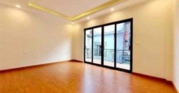 BÁN NHÀ NGUYỄN VĂN CỪ- GIA THỤY 5 TẦNG MỚI ĐẸP LONG LANH VÔ CÙNG THOÁNG SÁNG 44M GIÁ CHÀO NHỈNH 3 TỶ