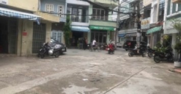 Bán Nhà HXH Huỳnh Văn Bánh 29m2, ngang 4m, Cho thuê 12tr/tháng, Giá Chỉ 4.6 tỷ.