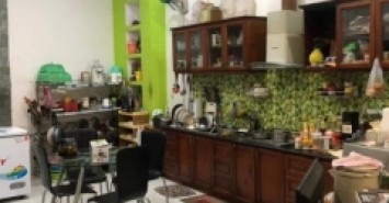 Bán Nhà Khu Vực Phan Xích Long 72m2 4 Tầng Ngang trên 5m Chỉ 7.5 Tỷ.