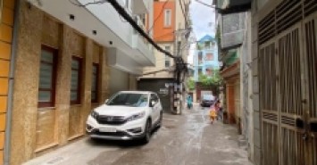 CC Bán nhà Trương Định, Hoàng Mai 48m2, MT 4.5m, ô tô đỗ cửa. Giá Tốt nhất.