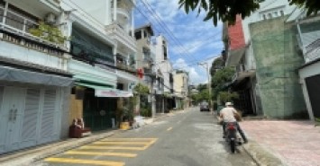 Bán nhà mặt phố 100m² – Đường Đỗ Công Tường, Quận Tân Phú - 9,2 tỷ