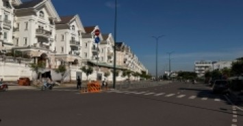 CHÍNH CHỦ 1 ĐỜI cần bán gấp! Hẻm Xe Hơi, 64M² 3 Tầng/4pn, Nhỉnh 8 Tỷ TL!