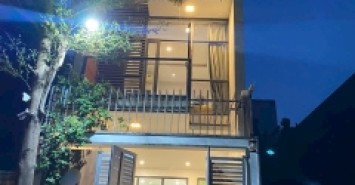Bán Nhà 4 Tầng VÀO Ở NGAY Trung Tâm Đường Hoàng Diệu 2, Linh Chiểu, 5,2*16m, Xe Hơi Ngủ Trong Nhà, BƯỚC CHÂN RA LÀ ĐẠI HỌC.