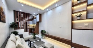 Cần bán nhà hộ khẩu Phường 14, Quận 10, hẻm xe hơi thông, 4 tầng nhỉnh 5 tỷ
