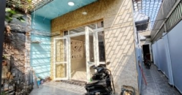 Bán nhà hẽm xe hơi Linh Tây Thủ Đức, DT: 120m2, ngang 6, 2 tầng, 3PN, giá 6.x tỷ.