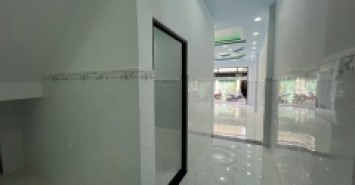 Kinh doanh đắc địa mặt phố Linh Đông Thủ Đức, 75m2, 2 tầng, giá 6.7 tỷ
