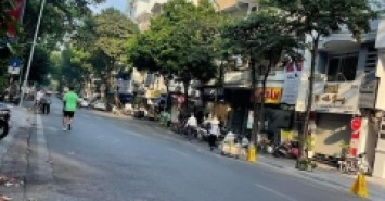 Chính chủ gửi bán biệt thự  Trung Kính, mặt tiền 13m,190m, 45 Tỷ.