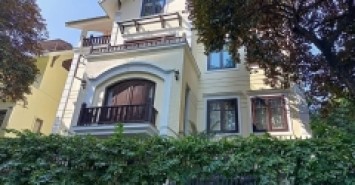 Chính chủ gửi bán gấp Biệt Thự Trần Kim Xuyến, 100m, 41 Tỷ, chủ nhà bán kín.