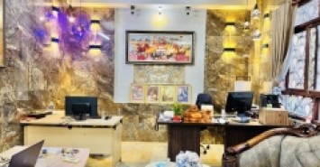 Bán Biệt Thự Triệu Đô Linh Đông Thủ Đức - 450m² - Ngang 18m - 5 Tầng Có Thang Máy - Giá 33 Tỷ