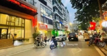 Bán nhà mặt phố phường Nghĩa Đô Cầu Giấy - 100m MT 6m - lô góc hai mặt ô tô kinh doanh vỉa hè