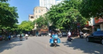 bán nhà mặt phố Ngọc Lâm, 60m, gần ngã tư Ngọc Lâm-Hồng Tiến, cách cầu Chương Dương 5 phút lái xe