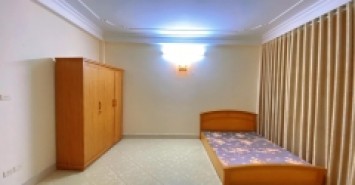 Sốc.Nhà lô góc Cầu Giấy 52m mặt tiền rộng 4,6m ô tô qua nhà, ngõ thông tứ tung, kinh doanh siêu đỉnh giá chỉ nhỉnh 9 tỷ