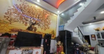 Bán nhà 50m2, 2PN, 2WC, Q.9, 3.2 tỷ, mặt tiền đường 7 m,  Phước Long A