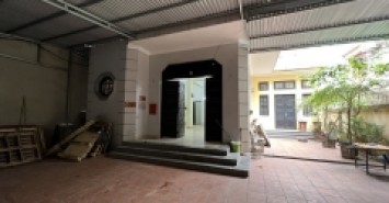 Cho thê biệt thự nguyên căn ở Vũ Tông Phan-Thanh Xuân DT:120m2, MT 15m, giá 18Tr/th. LH: 0964240141