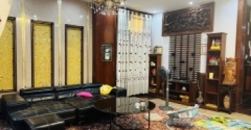 ♥ Biệt Thự kề MT CMT8, giá chỉ ~40tr/m2, 456m2, ngang 13m, 3 tầng