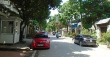 BÁN BIỆT THỰ VIP-THANG MÁY-3 THOÁNG- FULL NỘI THẤT-NAM TỪ LIÊM- 110M- 4T-8.8M, 0963060881