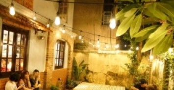 Nhà biệt thự sân vườn Phố mới Ba Đình quận Đại Yên Đội Cấn mặt tiền 10m vỉa hè oto tránh kd