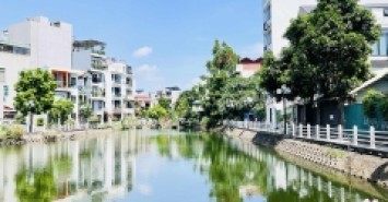 biệt thự sân vườn Ngọc Thụy, 430m x 4 tầng, mặt tiền 11m, ôtô tránh, full thổ cư