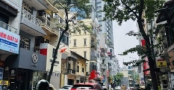 Bán nhà mặt phố tại trung tâm Quận Cầu Giấy 110m2 Vỉa hè kinh doanh đa dạng ngành nghề