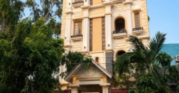 Bán nhà 5 tầng giáp Quận 5, đường Tùng Thiện Vương Quận 8 ngang 6m Cực Hiếm - 0931172218
