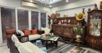 BÁN NHÀ HOÀNG QUỐC VIỆT, PHÂN LÔ ĐẲNG CẤP, ÔTÔ VÀO NHÀ, CHỦ QUAN CHỨC 70M NHỈNH 12TỶ