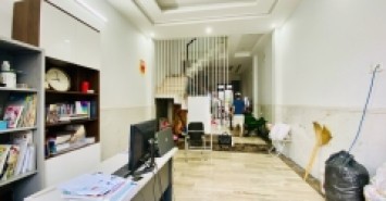 Bán nhà  đường  Gò Dưa, Thủ Đức, TP HCM. DT 90m2, 4 tầng. Giá 7.25 tỷ, Sổ hồng - 0933125879