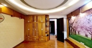 PL NGUYÊN HỒNG - Ô TÔ - VỈA HÈ-KINH DOANH DT 45m2 6 tầng MT 5m Giá 33 tỷ