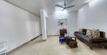 Bán nhà tập thể tầng 1 quỳnh mai 85M ô tô tránh kinh doanh hai bà trưng