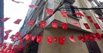 Bán nhà lãng yên trần khát chân 5 tầng lô góc VF3 đỗ cửa 1 nhà ra phố hai bà trưng