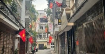 Bán nhà phân lô yên lạc 4 tầng ô tô tránh dừng đỗ hai bà trưng