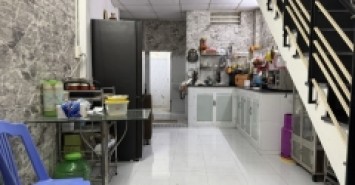 ♣ Hoàng Diệu, 38m2, 2 tầng, 2PN, 2WC, sân rộng, chỉ 2.8x tỷ