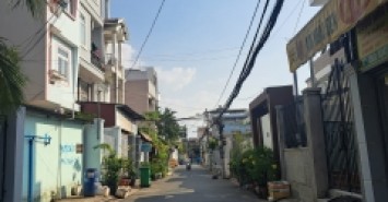 BÁN GẤP NHÀ HẺM XE TẢI, ĐỐI DIỆN PHÚ MỸ HƯNG GIÁ CHỈ 12.8 TỶ