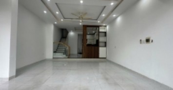 ♣ Mặt Tiền  đường 10.5m  Hà Huy Tập, 60m2 ngang 6m, 3 tầng, đẹp, Kinh doanh ngon, 9.x tỷ