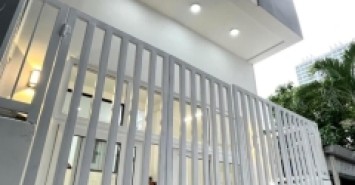 ♥ Nhà kiệt Hàm Nghi, cách Mặt tiền 30m, Kiệt Thẳng Thông, 50m2, 2.5 tầng, 2.x tỷ