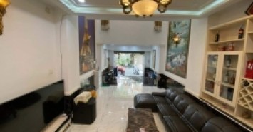 Bán nhà mặt tiền Dương Bá Trạc, ngang 5m, xe hơi chỉ 11 tỷ