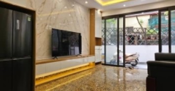 SIÊU PHẨM HIẾM - NGUYỄN CHÍ THANH- Ô TÔ ĐỖ GÂN - KHU VIP ÍT NHÀ BÁN - NHÀ 2 MẶT NGÕ THOÁNG TRƯỚC SAU