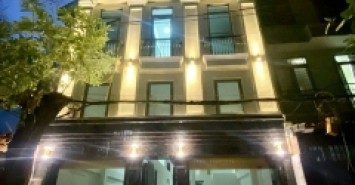Tòa Nhà CHDV hẻm 214/4 Nguyễn Oanh, Phường 17, Gò Vấp, Hẻm 8m thông, 7,3x33m, Cn 236,2 m2, Hầm lửng 4 lầu, ST, 90PN Full nội thất, Cho thuê khoán 360tr/tháng, 52 tỷ Chốt