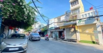 Nhà MT 60 Nguyên Hồng, Phường 1, Gò Vấp, MT 10m, 3 NH 4,1x12,5m, Cn 44 m2, trệt 1 lầu, 2PN, 2WC, 6,5 tỷ TL Lộc