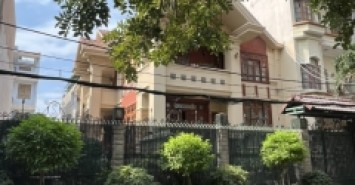Biệt Thự 2 MT hẻm Nguyễn Oanh, Phường 17, Gò Vấp, Hẻm 10m thông, 16x32m, Cn 336 m2, Hầm trệt 1 lầu, 4PN, 6WC, 35 tỷ TL