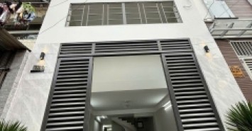 Bán Chdv hẻm 332/27 Phan Văn Trị, Phường 11, Bình Thạnh, Hẻm 4,5m thông, 4,6x20m, Cn 82,5 m2, trệt lửng 3 lầu, ST, 16PN, 16WC, Full nội thất, Thu nhập 1,2 tỷ/năm, 15,8 tỷ TL