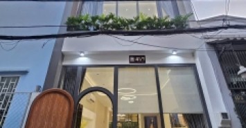 Nhà hẻm 41/1 Đường số 4, Phường 11, Gò Vấp, Hẻm 4m, 4,15x12m, Cn 49 m2, trệt 2 lầu, ST, 3PN, 3WC, Full nội thất, 8,6 tỷ TL