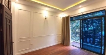 Nhà đẹp Phân lô phố Tô Vĩnh Diện, ô tô 4 chỗ vào nhà, 40m2 nhỉnh 5 tỷ