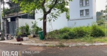 Bán gấp nền biệt thự góc 2 mặt tiền khu Villa Thủ Thiêm, diện tích 275.6m2, đối diện công viên, giá 265tr