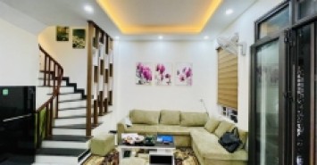 Nhà mới đẹp Kim Giang ngõ nông mt rộng 33m x 5 tầng, mt 4,6m chỉ 4,3 tỷ