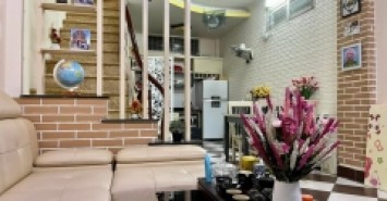Khương Đình Phân lô, gần Ngã Tư Sở, Xem là Chốt, DT 41m2 x 4 tầng, giá 3.99 tỷ.