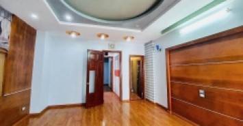 Vip Nhà Tây Hồ 52 m oto kinh doanh đỗ ngày đêm. Chỉ nhỉnh 12 tỷ có ngay nhà 5 tầng mới.
