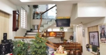 ♥ Nhà Góc kiệt Ô tô, sát MT Lê Đình Lý, 50m2, 4.5 tầng cực xịn hiện đại, 5.x tỷ