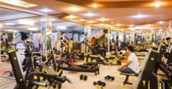 ♥ Nhà Kiệt Ô tô thông Chợ Đống Đa, 190m2, ngang 8m, 3 tầng đúc cứng, Kinh Doanh, 12.x tỷ